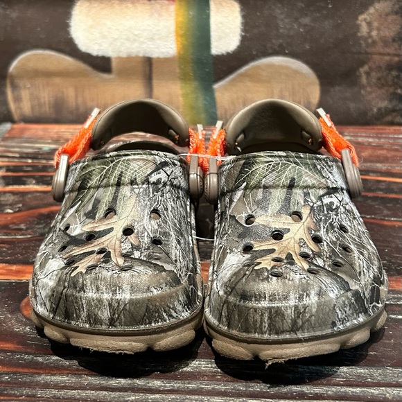 Boys infant toddler size 5  all terrain real tree crocs - Picture 3 of 8